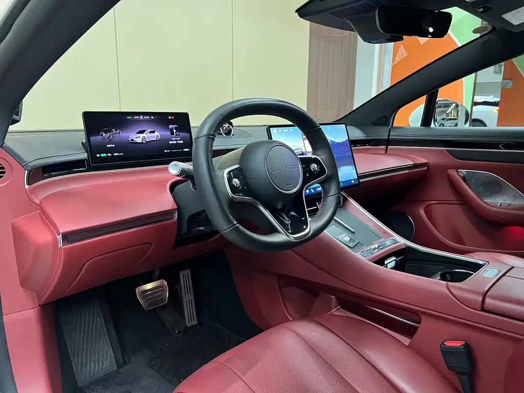 Smart World S7 2025 705km Pro купить на сайте DeffCars