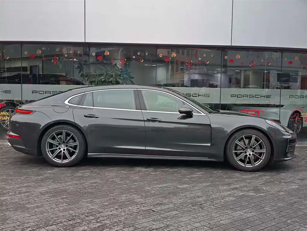 Panamera 2024 Panamera Executive Extended Edition 2.9T купить на сайте DeffCars