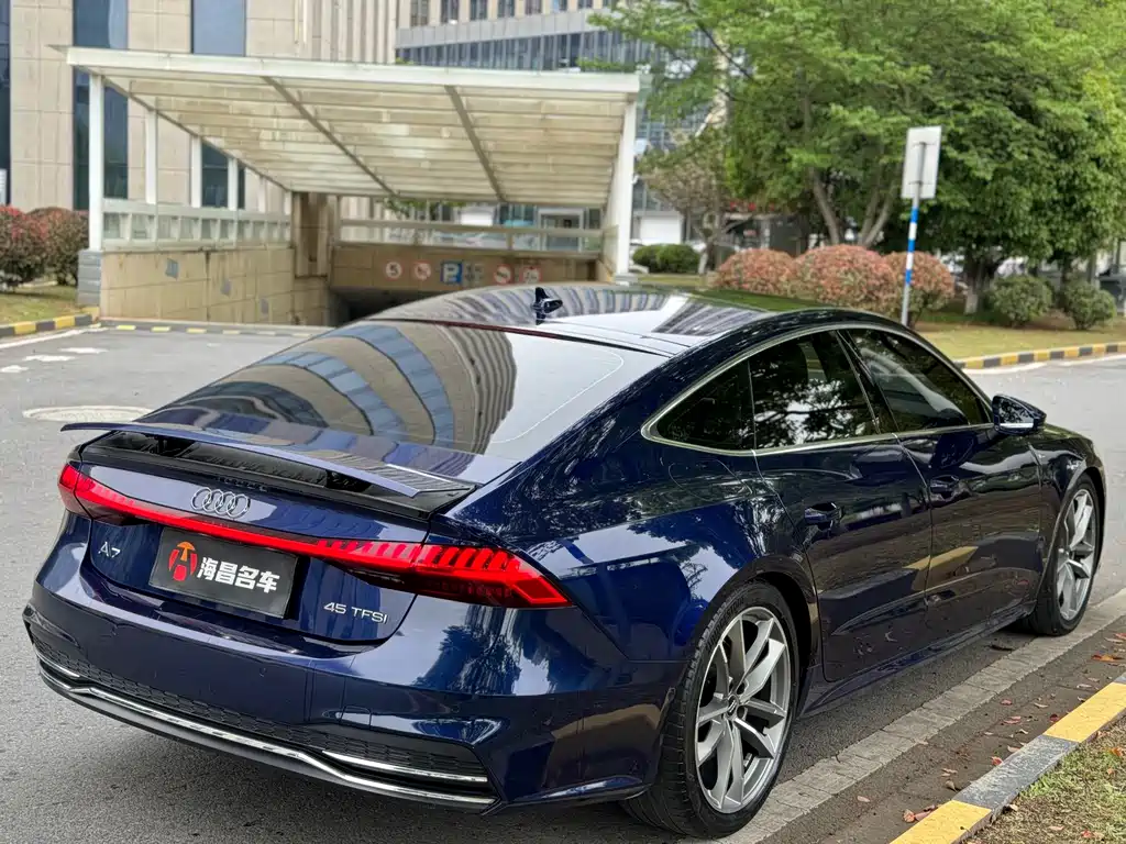 Audi A7 2020 45 TFSI Premium Selection купить на сайте DeffCars