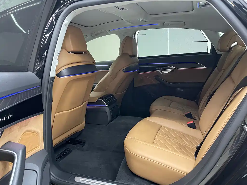Audi A8 2022 A8L 50 TFSI quattro Comfort Collection Edition купить на сайте DeffCars