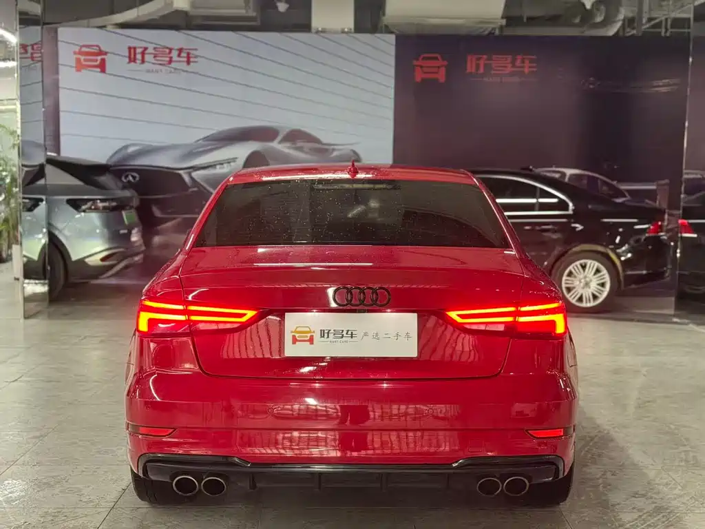 Audi A3 2017 Limousine 35 TFSI Sports купить на сайте DeffCars