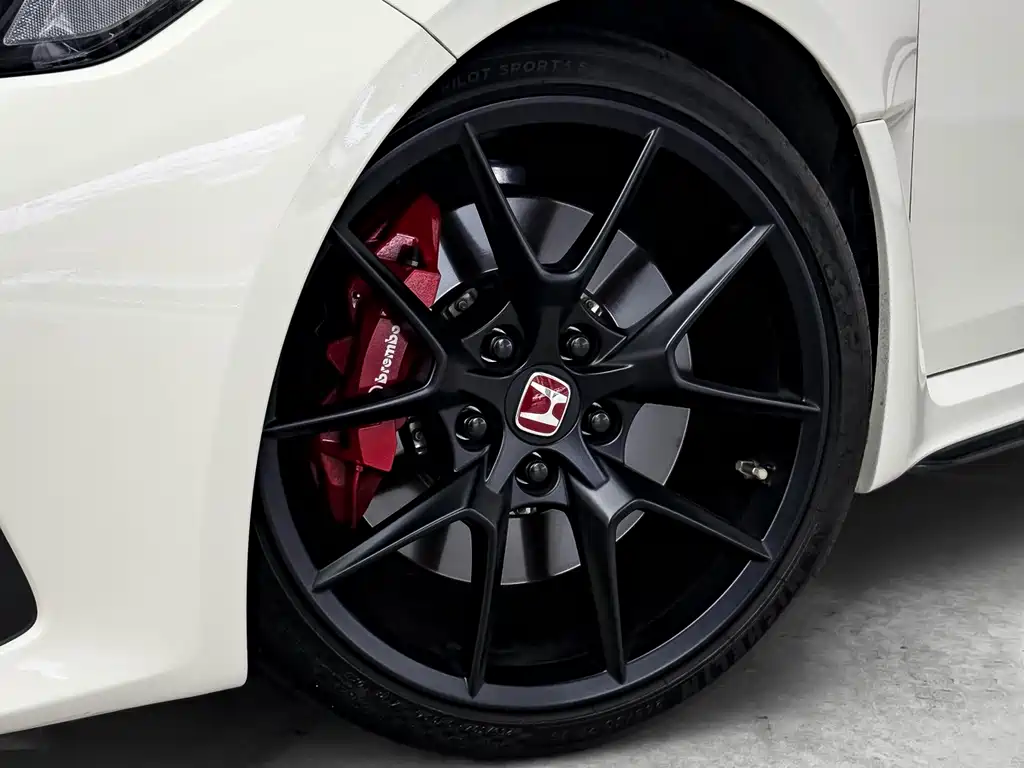 Civic (Imported) 2023 2.0T 420TURBO TYPE R купить на сайте DeffCars