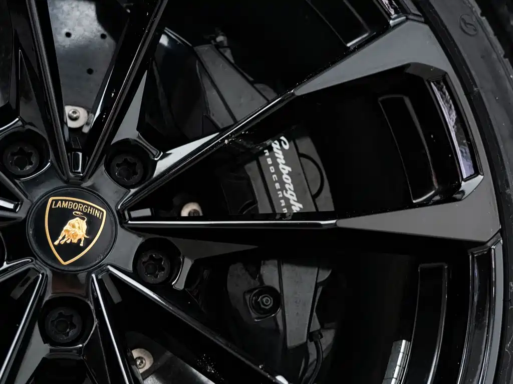 Urus 2021 4.0T V8 купить на сайте DeffCars