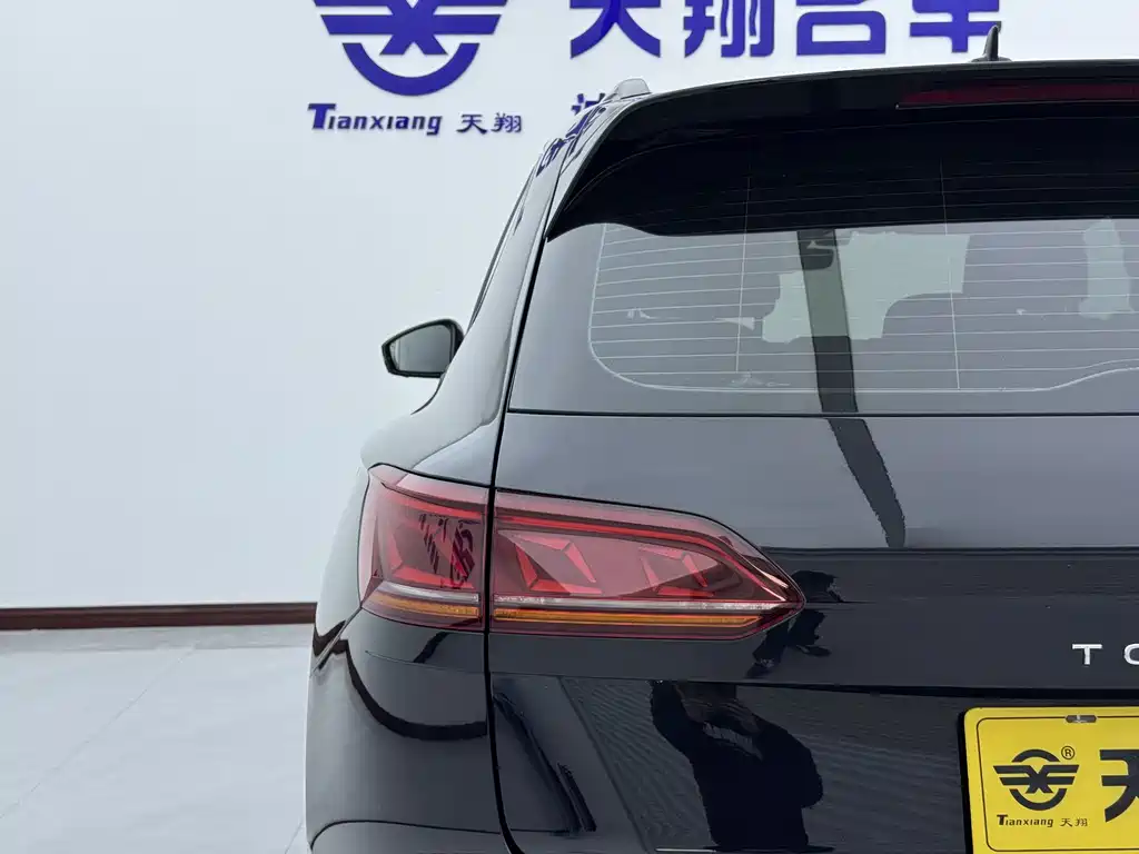 Touareg 2022 3.0TSI Ruixiang Edition Obsidian Sports Package купить на сайте DeffCars