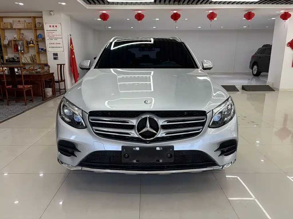 Mercedes-Benz GLC 2017 GLC 300 4MATIC Dynamic купить на сайте DeffCars