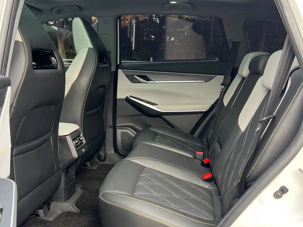 Changan CS75PLUS 2024 third generation championship version 1.5T smart driving and powerful model купить на сайте DeffCars