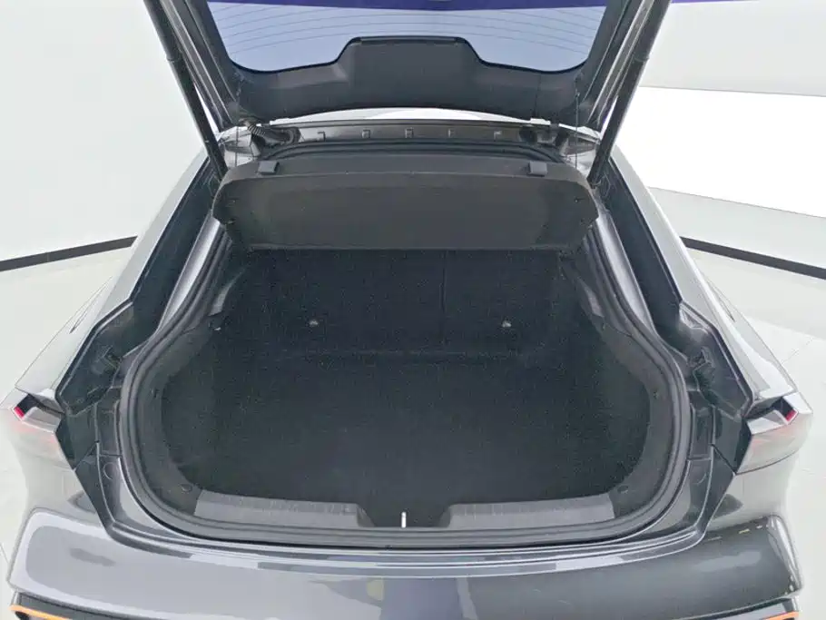 Changan UNI-V 2022 1.5T sports version купить на сайте DeffCars