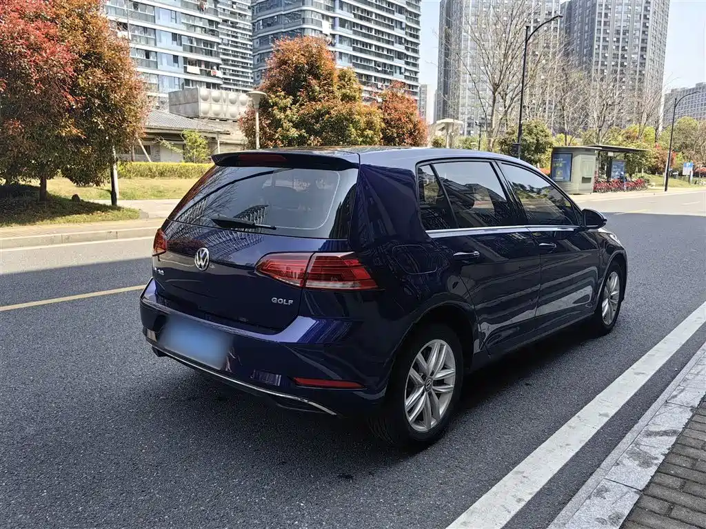 Golf 2018 1.6L automatic comfort type купить на сайте DeffCars