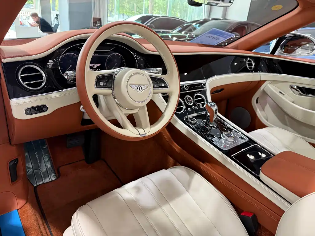 Continental 2020 4.0T GT V8 Convertible купить на сайте DeffCars