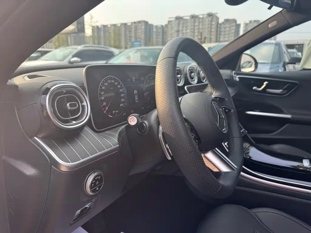 Mercedes-Benz C-Class 2023 C 260 L Sports Edition купить на сайте DeffCars