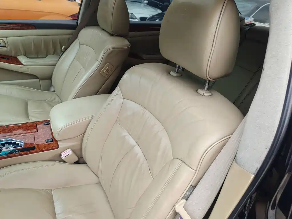Crown 2007 3.0L Royal Saloon Navigation купить на сайте DeffCars