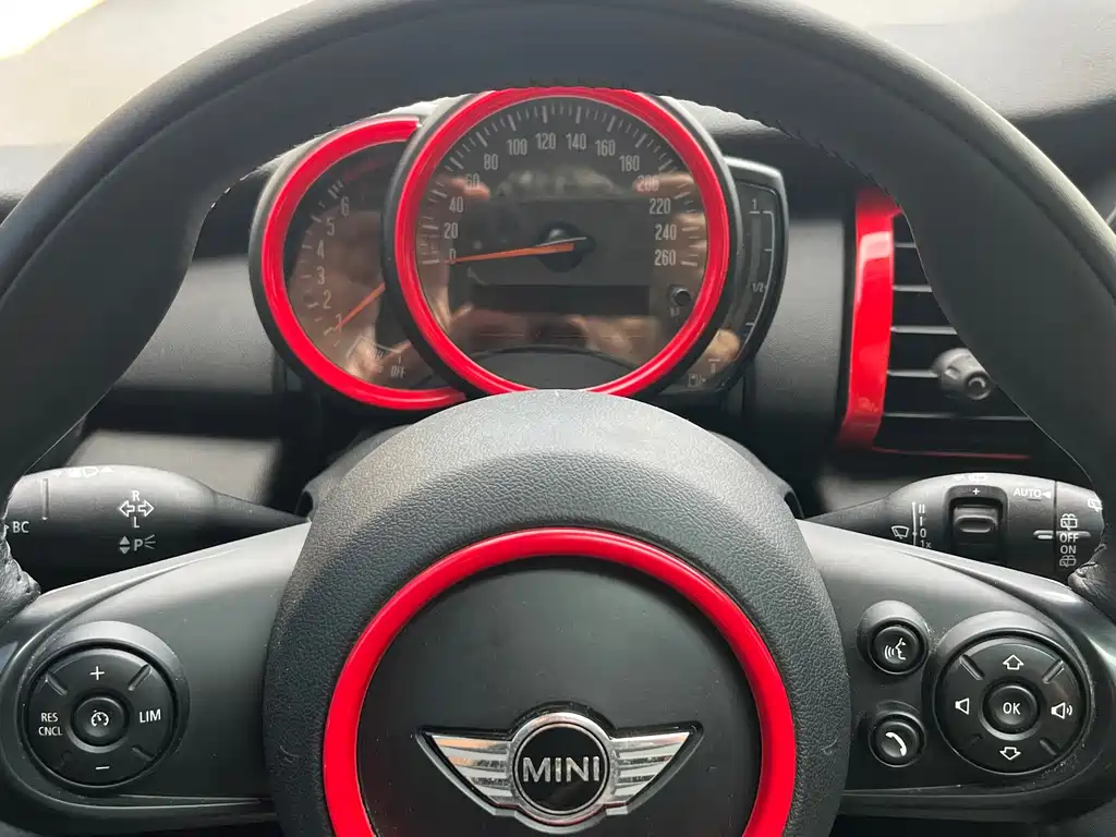 Mini 2018 1.5T one plus купить на сайте DeffCars