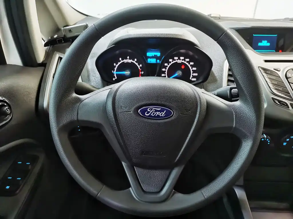 Yibo 2017 1.5L manual comfort model купить на сайте DeffCars