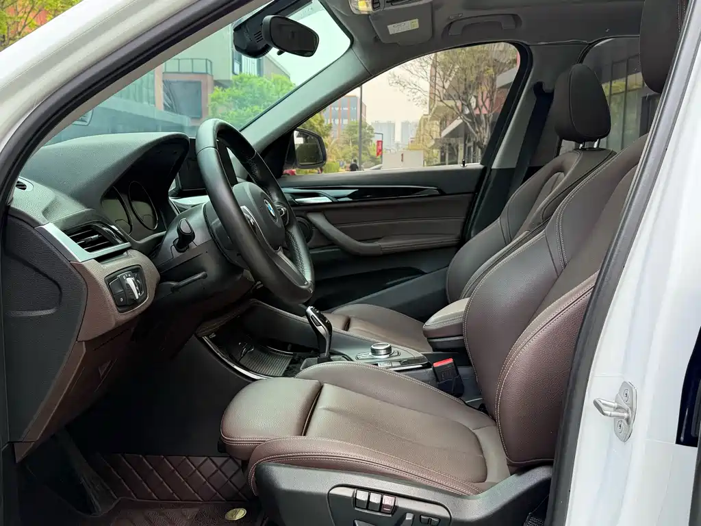 BMW X1 2020 sDrive20Li Fashion Model купить на сайте DeffCars