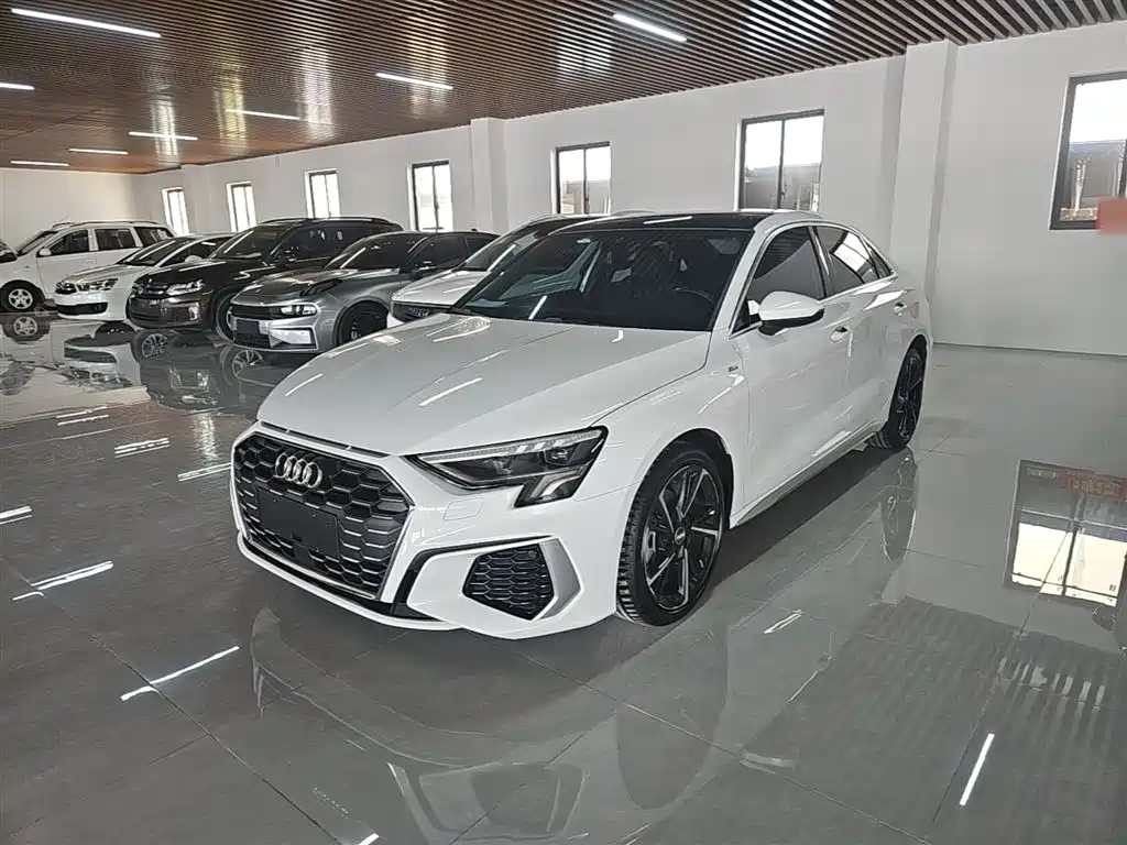 Audi A3 2021 A3L Limousine 35 TFSI Fashionable and Sporty купить на сайте DeffCars