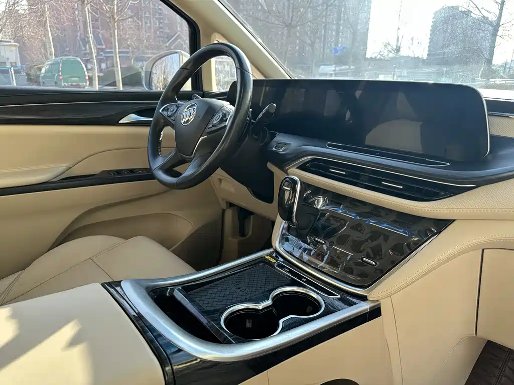 Buick GL8 2023 ES Lu Zun Exclusive Model купить на сайте DeffCars