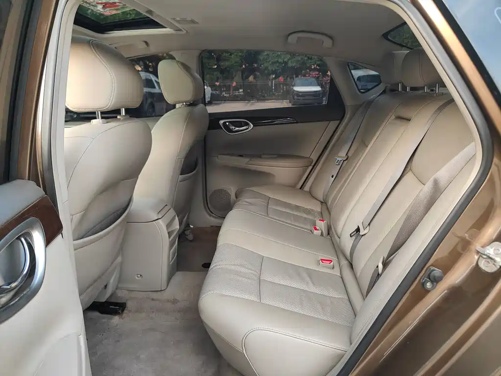 Sylphy 2012 1.6XL CVT Deluxe Edition купить на сайте DeffCars