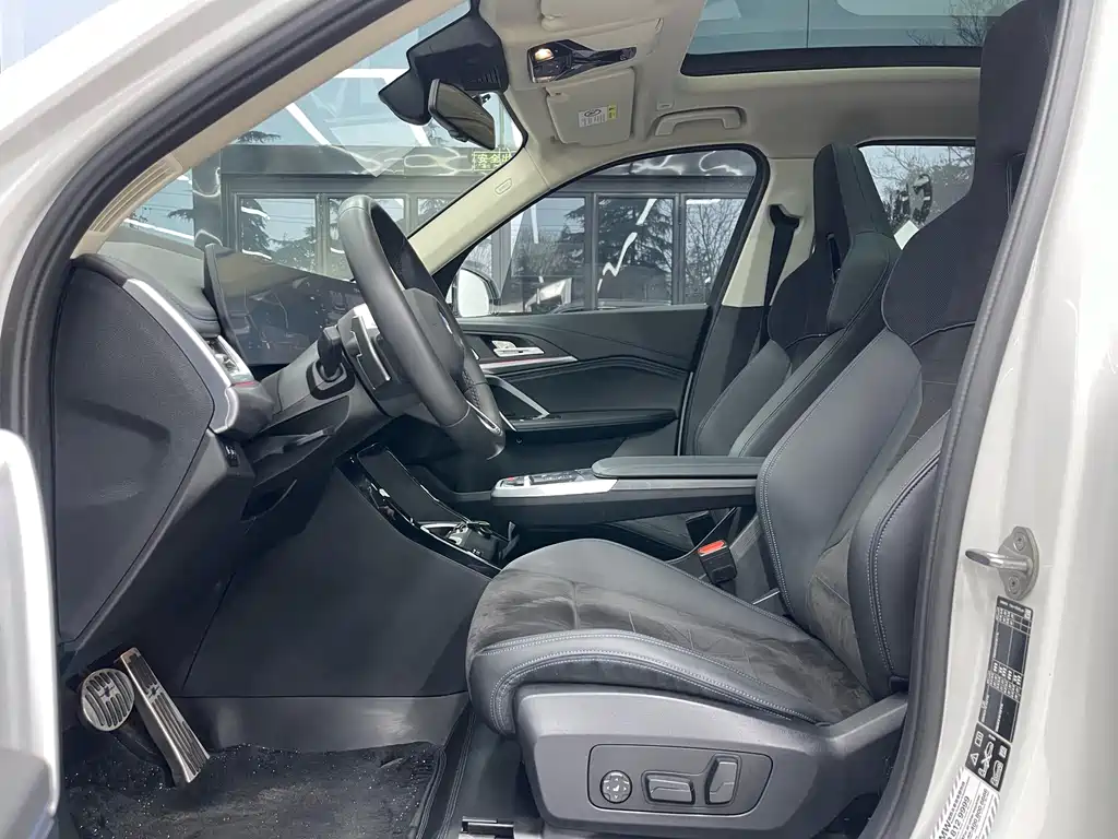 BMW X1 2023 xDrive25Li M Sports Package купить на сайте DeffCars