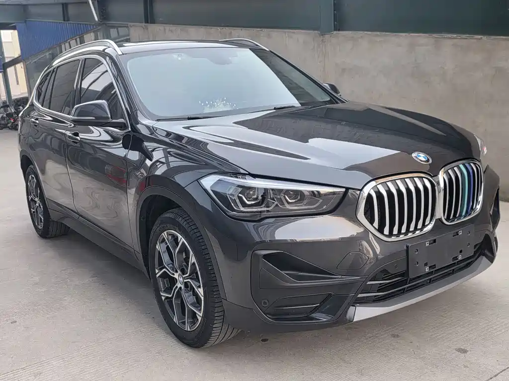 BMW X1 2021 sDrive25Li Leading Model купить на сайте DeffCars