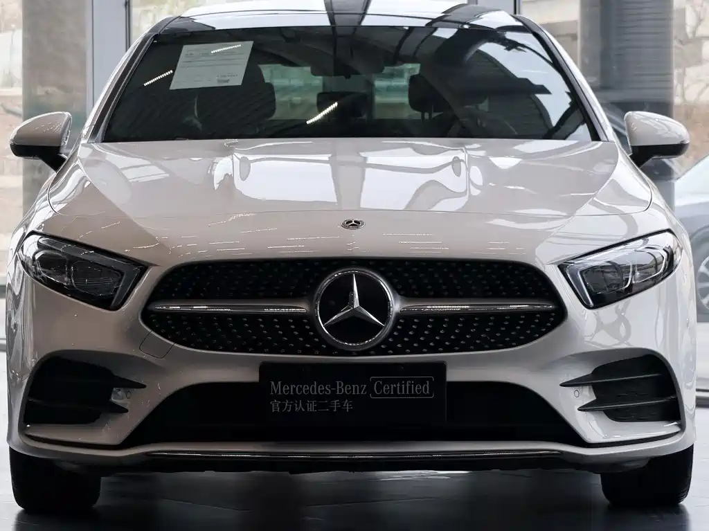 Mercedes-Benz A-Class 2022 Facelift A 200 L Sports Sedan Fashionable купить на сайте DeffCars