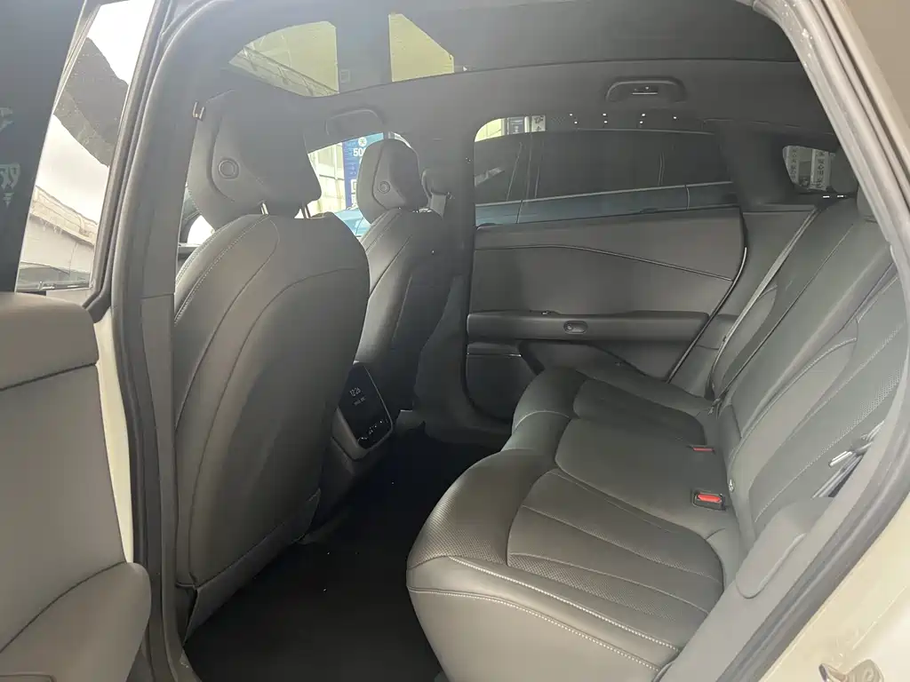 Xpeng P7+ 2024 Long Battery Life Max купить на сайте DeffCars