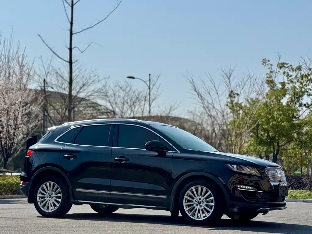 Lincoln MKC 2019 2.0T 2WD Exclusive Edition National V купить на сайте DeffCars