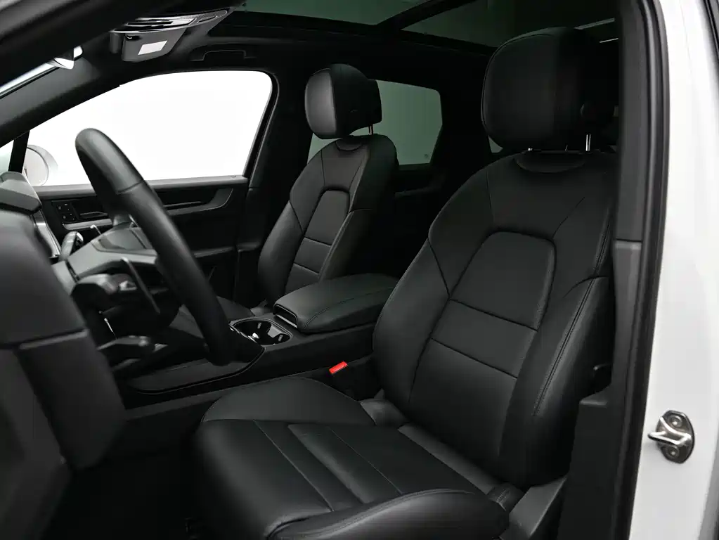 Cayenne 2024 Cayenne 3.0T купить на сайте DeffCars