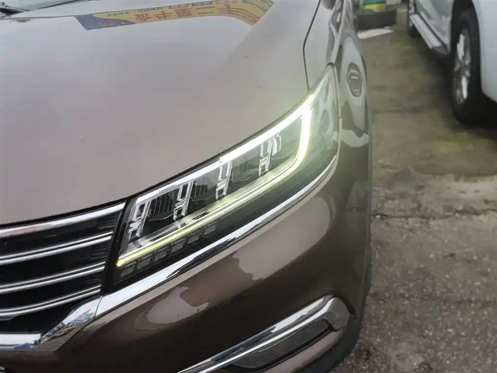 Roewe RX5 2019 20T two-wheel drive automatic 4G interconnected platinum version купить на сайте DeffCars