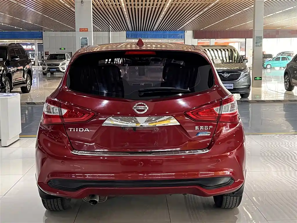 Tiida 2016 1.6L CVT cool version купить на сайте DeffCars