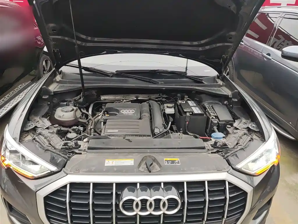 Audi Q3 2021 35 TFSI Enterprising and Elegant Model купить на сайте DeffCars