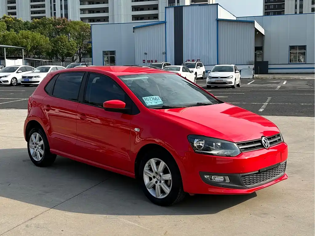 Polo 2013 1.6L automatic comfort version купить на сайте DeffCars