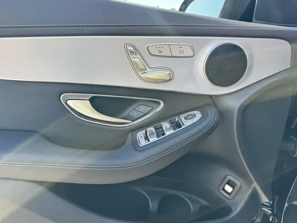 Mercedes-Benz GLC 2022 facelift GLC 260 L 4MATIC dynamic купить на сайте DeffCars