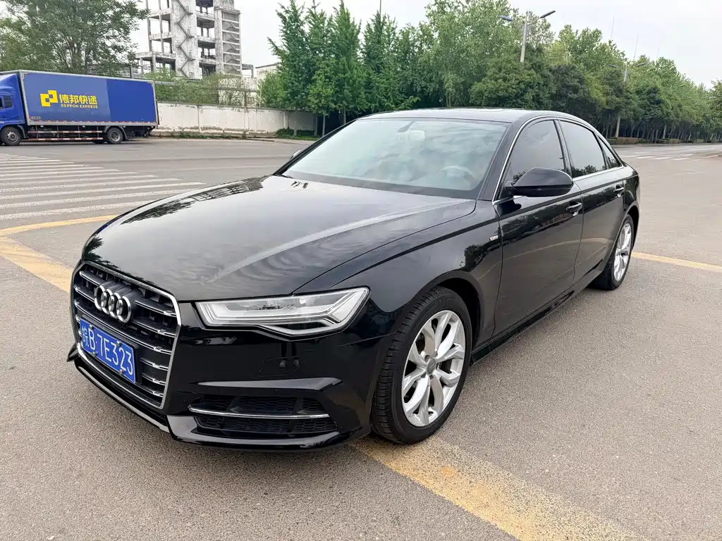 Audi A6L 2018 30th Anniversary Model 35 TFSI Fashion Model купить на сайте DeffCars