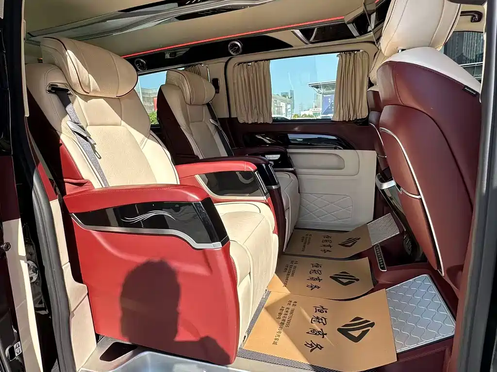 Vito 2023 2.0T Business Edition 7 seats купить на сайте DeffCars