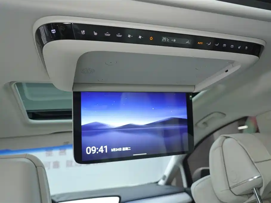 Buick GL8 New Energy 2024 Lu Zun Exclusive Edition 7 seats купить на сайте DeffCars