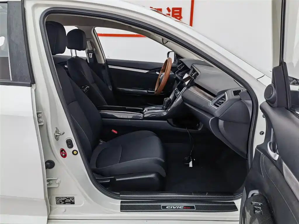 Civic 2019 180TURBO CVT Shangyue Edition National V купить на сайте DeffCars