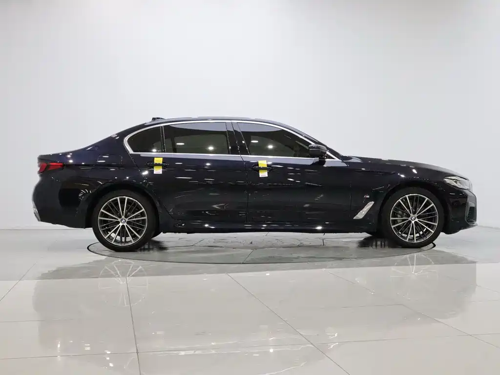 BMW 5 Series 2023 530Li Leading M Sport Kit купить на сайте DeffCars