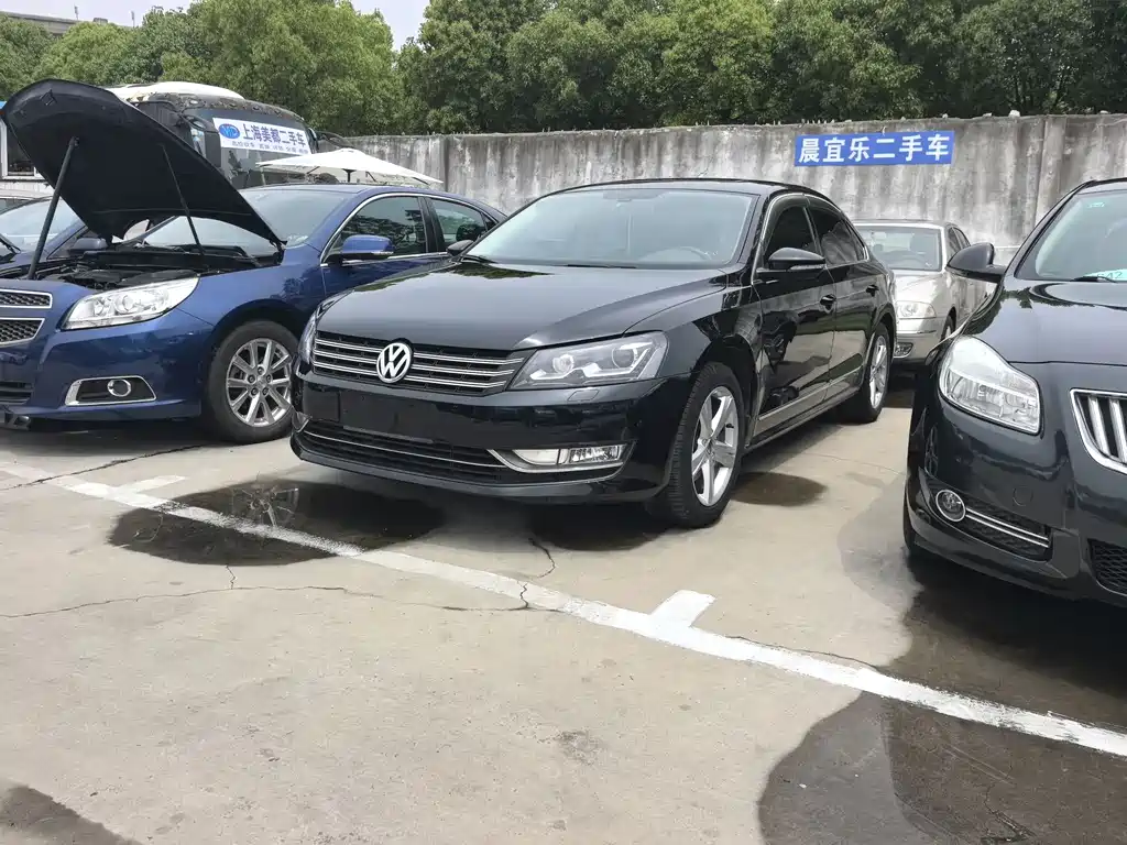 Passat 2013 1.8TSI DSG Premium Edition купить на сайте DeffCars