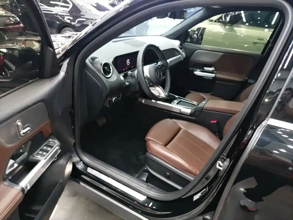 Mercedes-Benz GLB 2024 GLB 200 Dynamic купить на сайте DeffCars