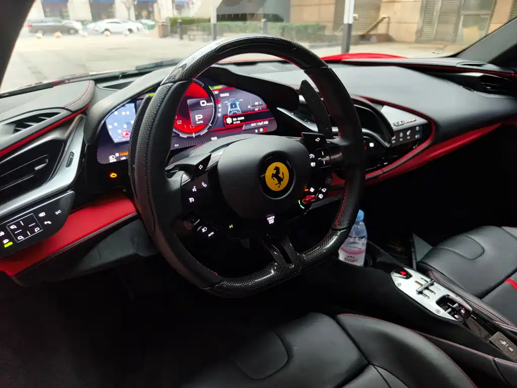 SF90 2020 3.9T V8 Stradale купить на сайте DeffCars