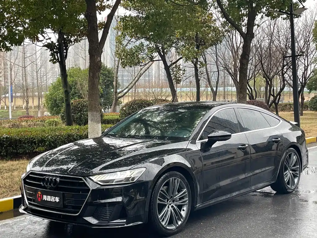 Audi A7 2023 45 TFSI Premium Selection купить на сайте DeffCars