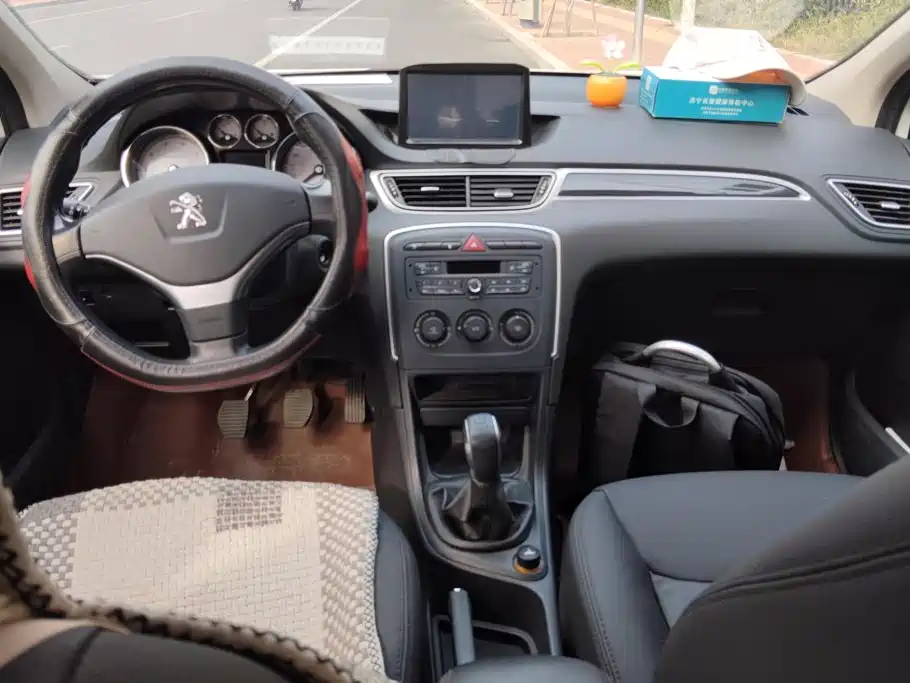 Peugeot 308 2014 Enjoy Edition Classic 1.6L Manual Premium Type купить на сайте DeffCars