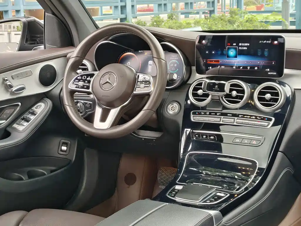 Mercedes-Benz GLC 2021 GLC 260 L 4MATIC Dynamic купить на сайте DeffCars