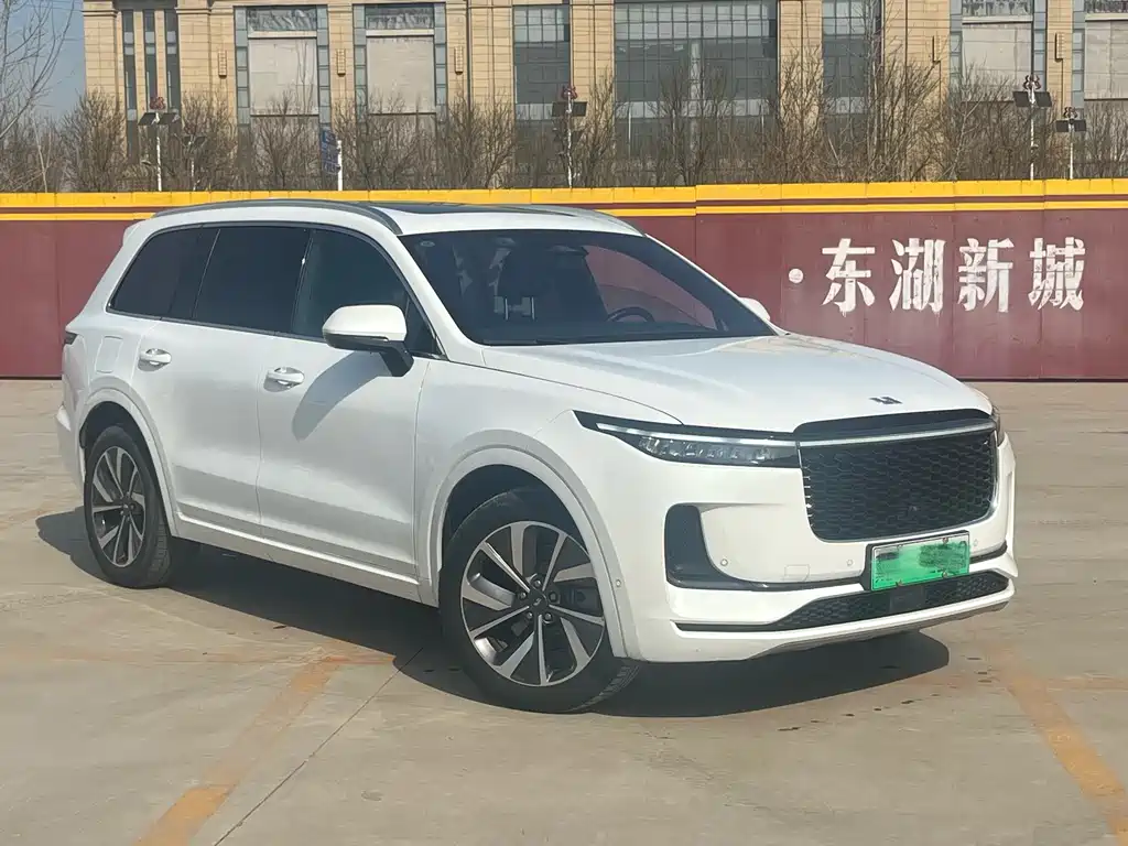 Ideal ONE 2021 extended range 6-seater version купить на сайте DeffCars