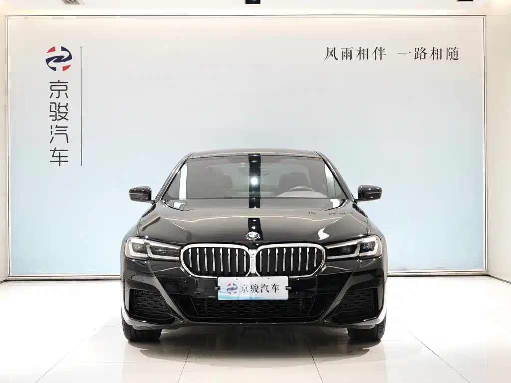 BMW 5 Series 2022 facelift 530Li leading M sports package купить на сайте DeffCars