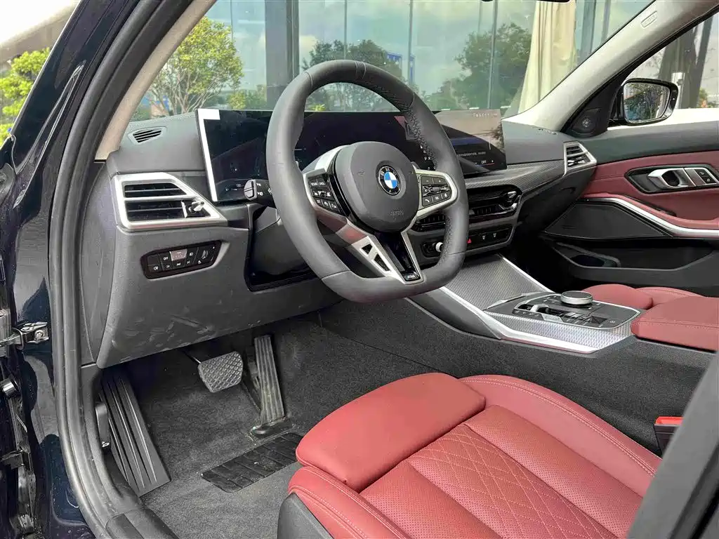 BMW 3 Series 2025 330Li M Sports Night Package купить на сайте DeffCars