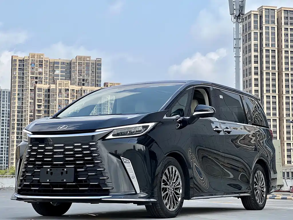 Lexus LM 2023 500h six-seater premium version купить на сайте DeffCars