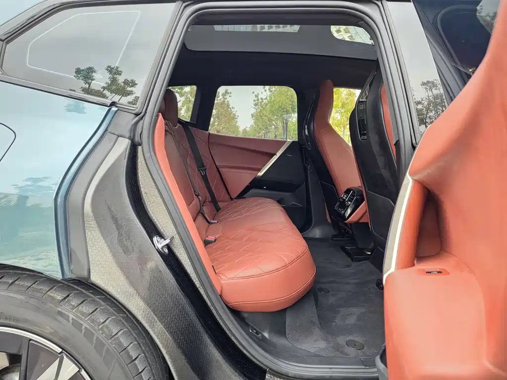 BMW iX 2022 xDrive50 купить на сайте DeffCars