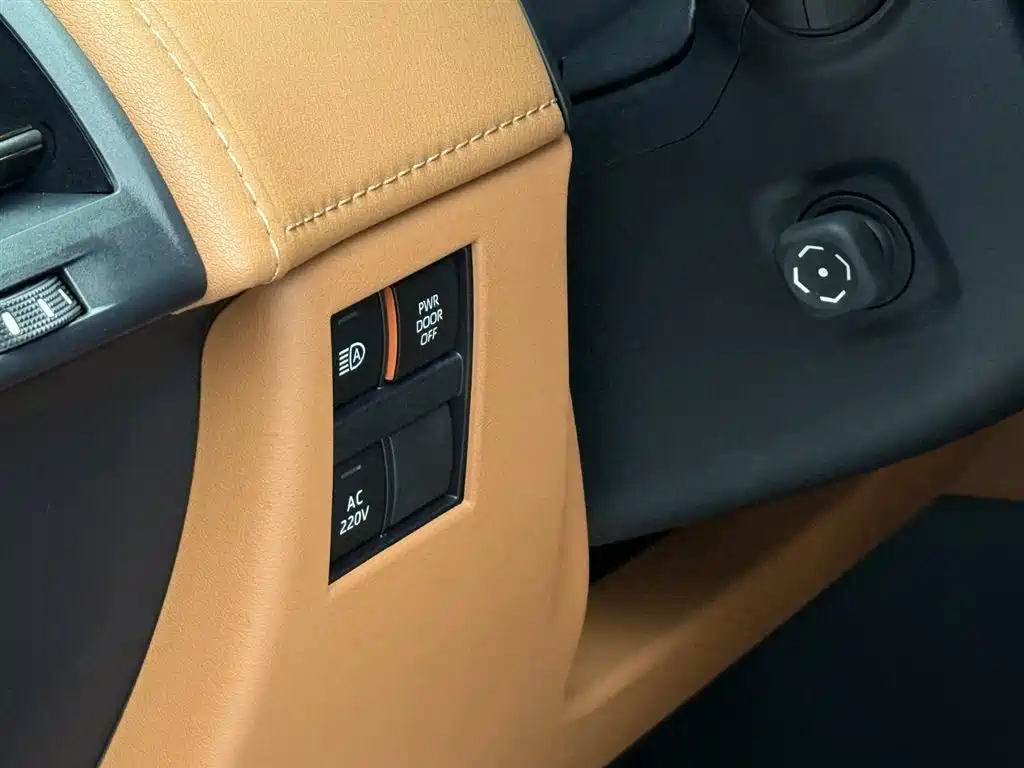 Alfa 2025 Dual Engine 2.5L Premium Gold Edition купить на сайте DeffCars