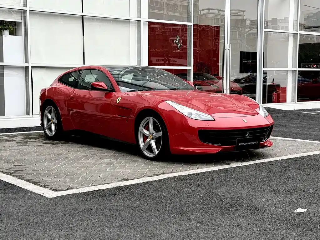 GTC4Lusso 2017 3.9T V8 купить на сайте DeffCars